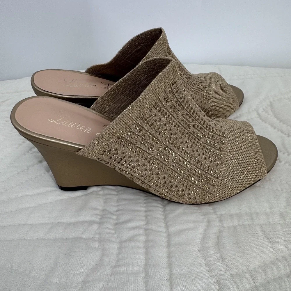 Lauren Lorraine Womens Martha Wedge 8.5 Gold Rhinestone Peep Toe Mule Glam Chic